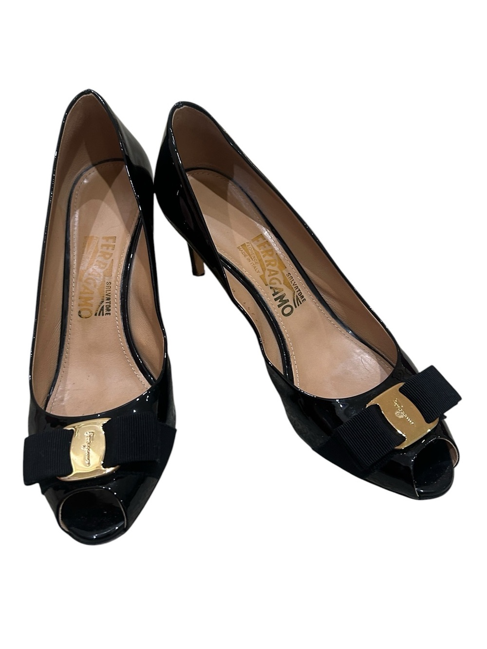 Salvatore Ferragamo Pola Black Patent Leather Peep-Toe Pumps Gold Bow in box sz8